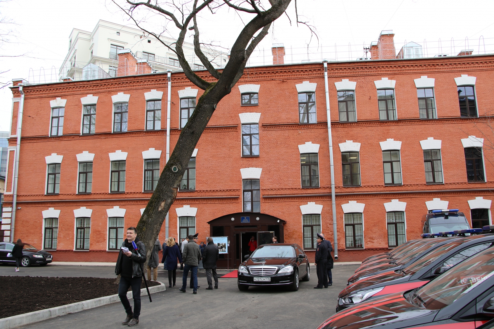 здание следственного комитета в санкт петербурге